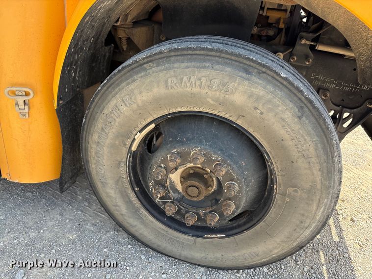 image for item EU0021 2006 Blue Bird Vision school bus