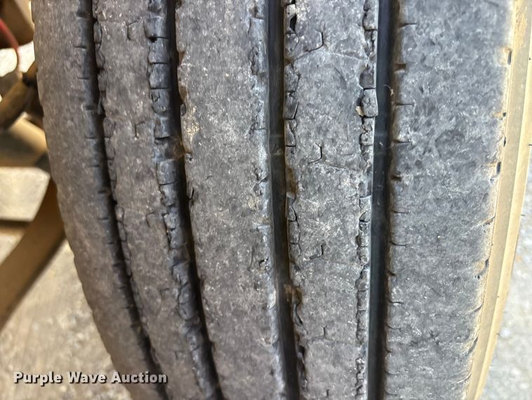 image for item EU0021 2006 Blue Bird Vision school bus