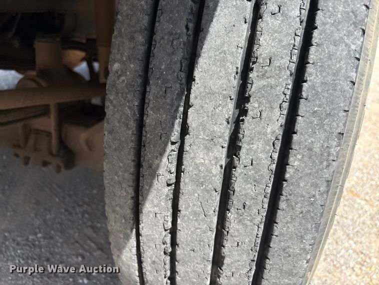 image for item EU0021 2006 Blue Bird Vision school bus