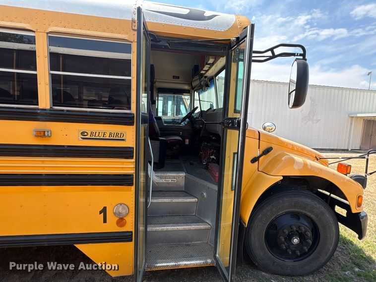 image for item EU0022 2005 Blue Bird Vision school bus