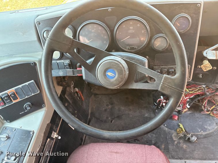 image for item EU0022 2005 Blue Bird Vision school bus