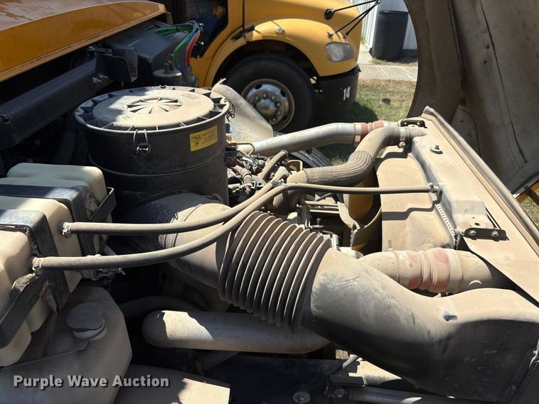 image for item EU0022 2005 Blue Bird Vision school bus