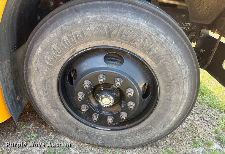 image for item EU0022 2005 Blue Bird Vision school bus