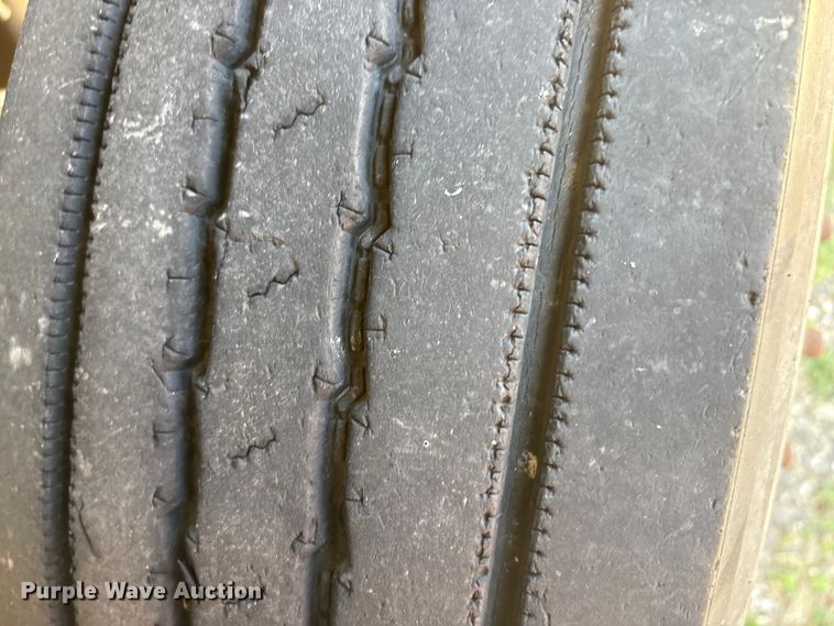 image for item EU0022 2005 Blue Bird Vision school bus