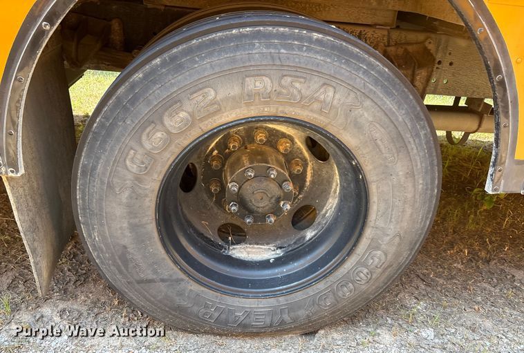 image for item EU0022 2005 Blue Bird Vision school bus