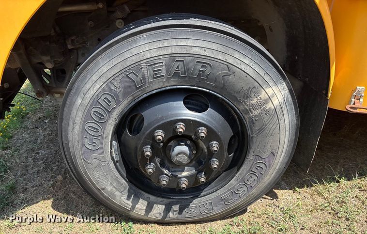 image for item EU0022 2005 Blue Bird Vision school bus