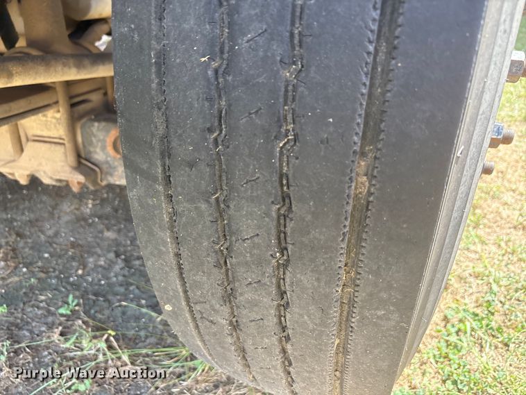 image for item EU0022 2005 Blue Bird Vision school bus