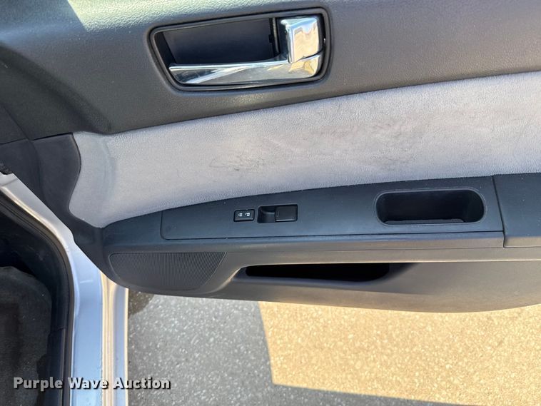 image for item EU2056 2012 Nissan Sentra 