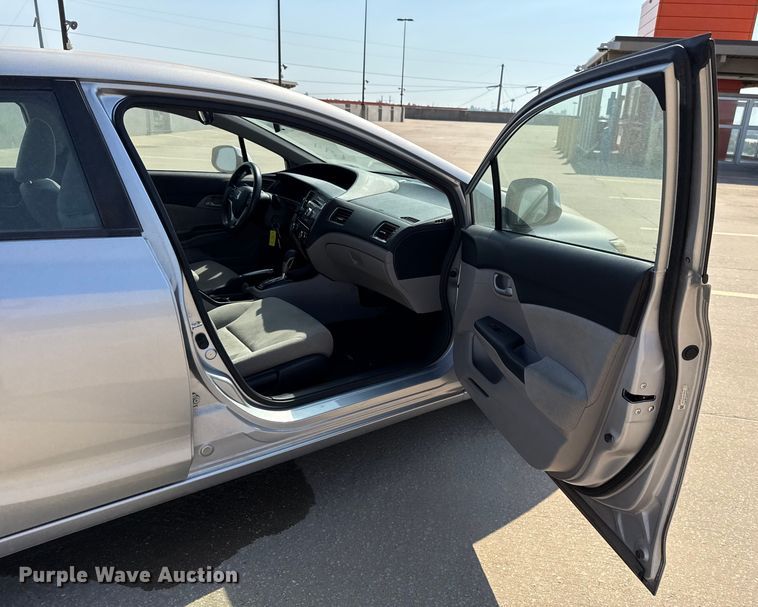 image for item EU2057 2013 Honda Civic 