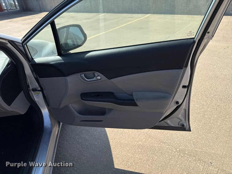 image for item EU2057 2013 Honda Civic 