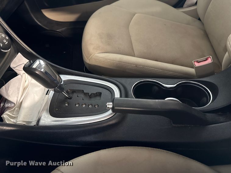 image for item EU2060 2011 Dodge Avenger 