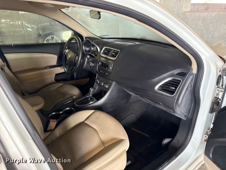 image for item EU2060 2011 Dodge Avenger 