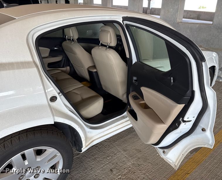 image for item EU2060 2011 Dodge Avenger 