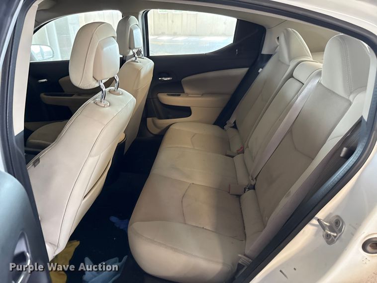 image for item EU2060 2011 Dodge Avenger 