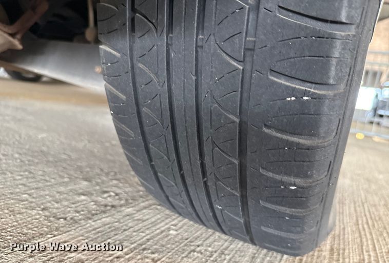 image for item EU2060 2011 Dodge Avenger 