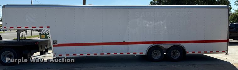 image for item EU2147 2005 Wells Cargo Inc CVG3425 enclosed cargo trailer