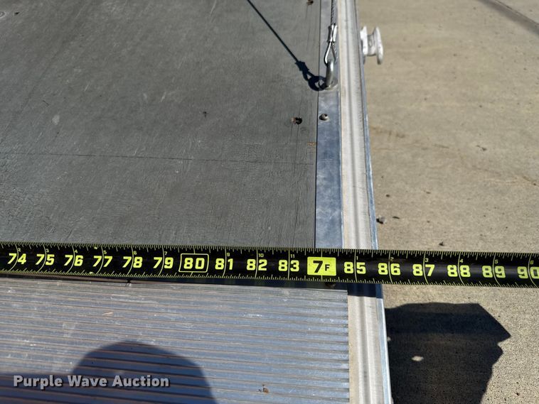 image for item EU2147 2005 Wells Cargo Inc CVG3425 enclosed cargo trailer