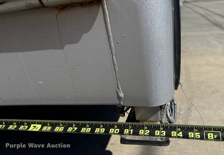 image for item EU2147 2005 Wells Cargo Inc CVG3425 enclosed cargo trailer