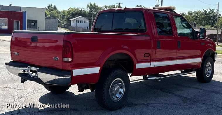 image for item EU2148 2004 Ford F350 Super Duty  Crew Cab pickup truck