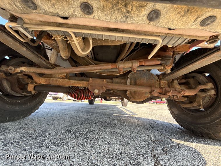 image for item EU2148 2004 Ford F350 Super Duty  Crew Cab pickup truck