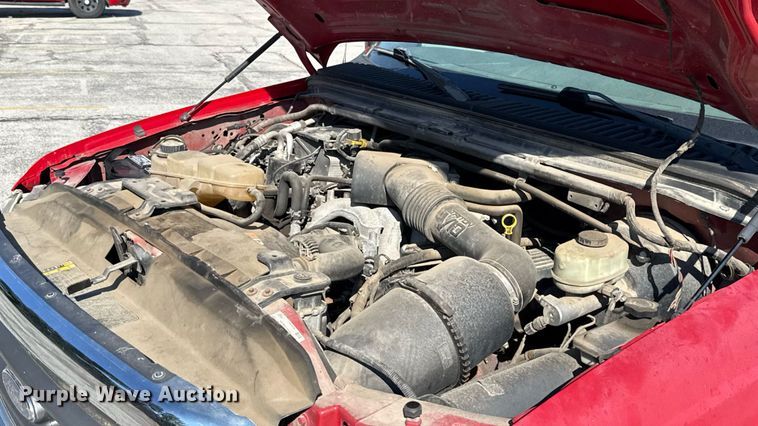 image for item EU2148 2004 Ford F350 Super Duty  Crew Cab pickup truck