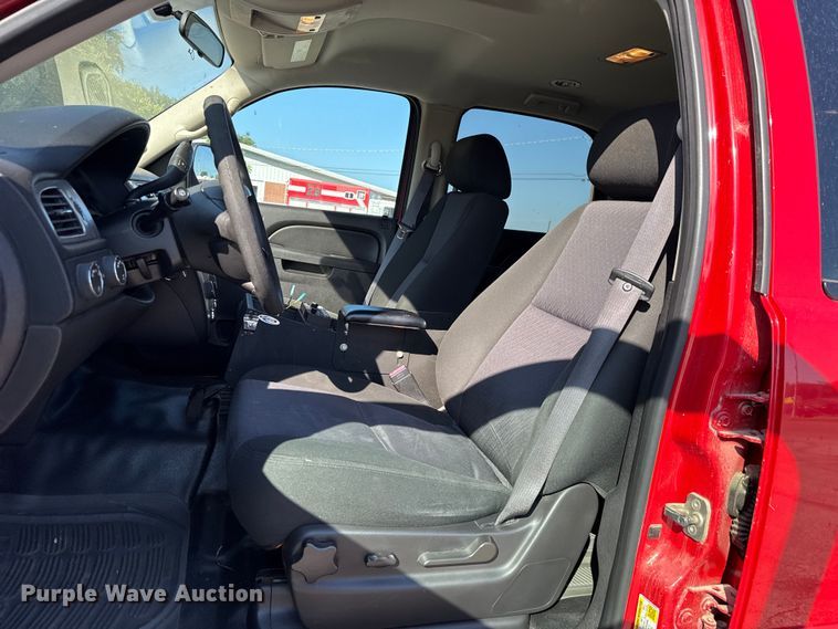 image for item EU2149 2012 Chevrolet Tahoe Police SUV