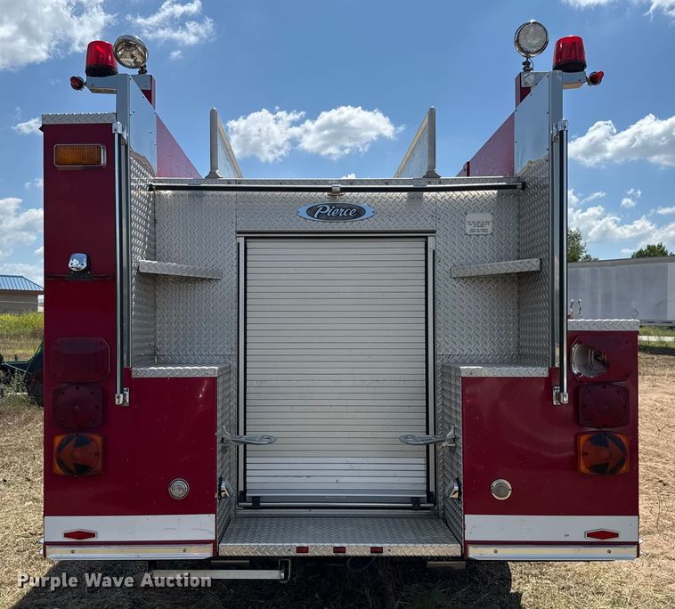 image for item EU2150 1997 Pierce Manufacturing Quantum pumper fire truck