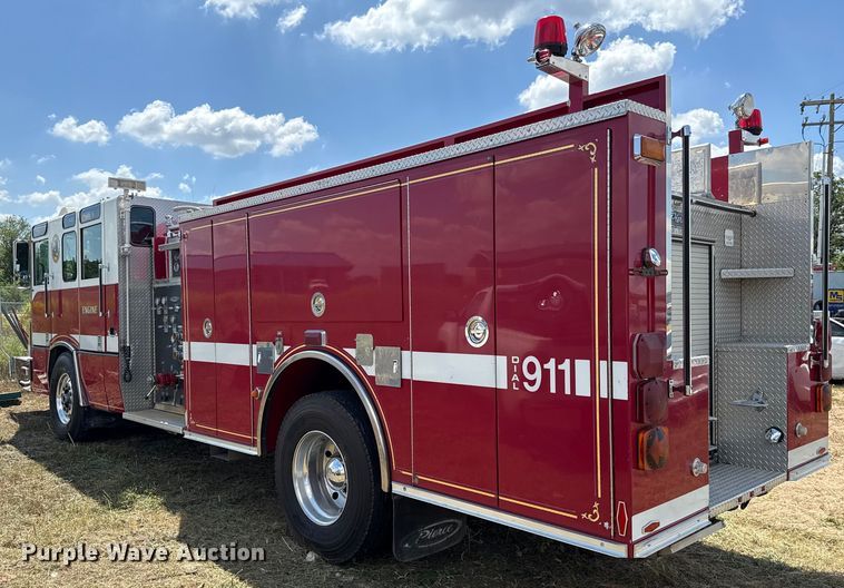 image for item EU2150 1997 Pierce Manufacturing Quantum pumper fire truck