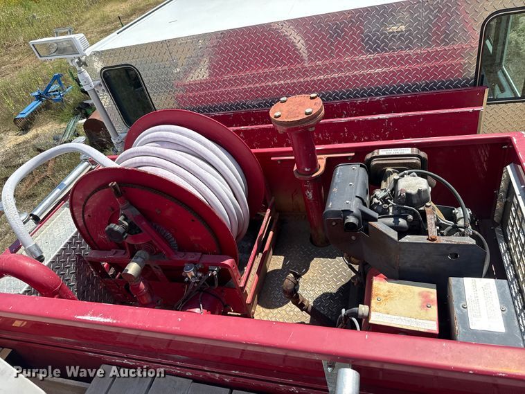 image for item EU2150 1997 Pierce Manufacturing Quantum pumper fire truck