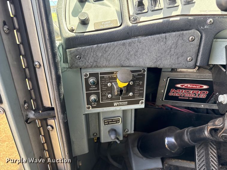 image for item EU2150 1997 Pierce Manufacturing Quantum pumper fire truck