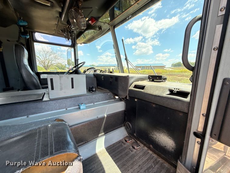 image for item EU2150 1997 Pierce Manufacturing Quantum pumper fire truck