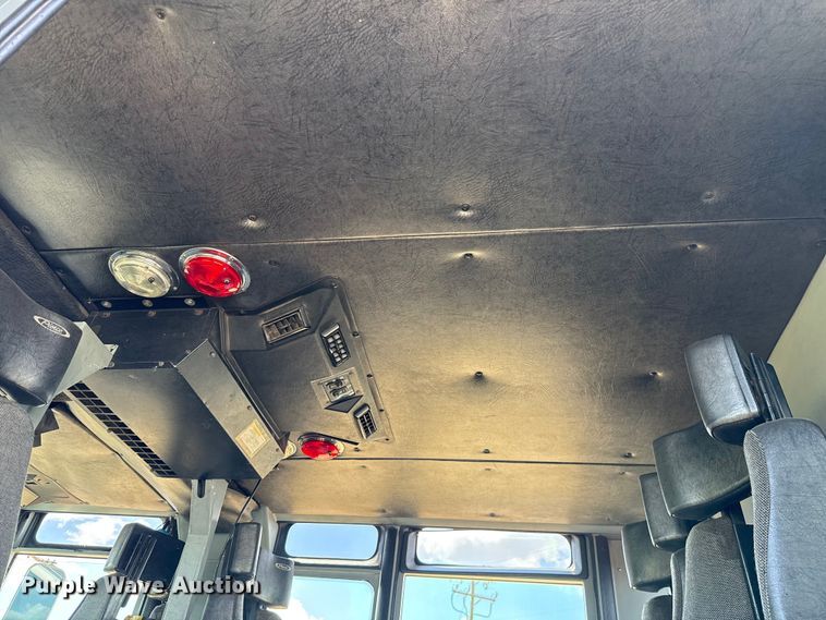 image for item EU2150 1997 Pierce Manufacturing Quantum pumper fire truck