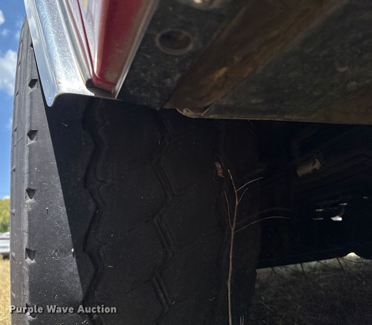 image for item EU2150 1997 Pierce Manufacturing Quantum pumper fire truck