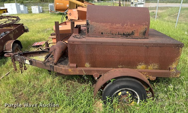 image for item EU3574 Rocco 225 pot hole patcher 