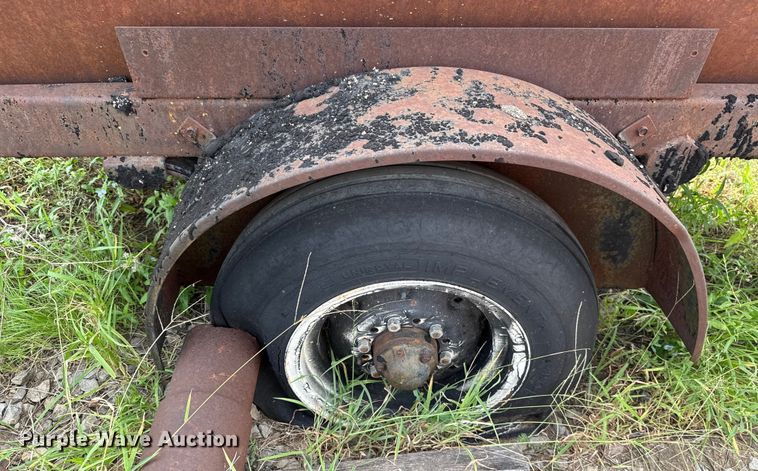 image for item EU3574 Rocco 225 pot hole patcher 