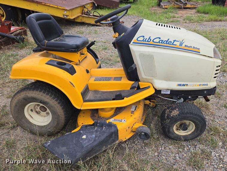 image for item EU3582 Cub Cadet Heavy-Duty LT2042 lawn mower