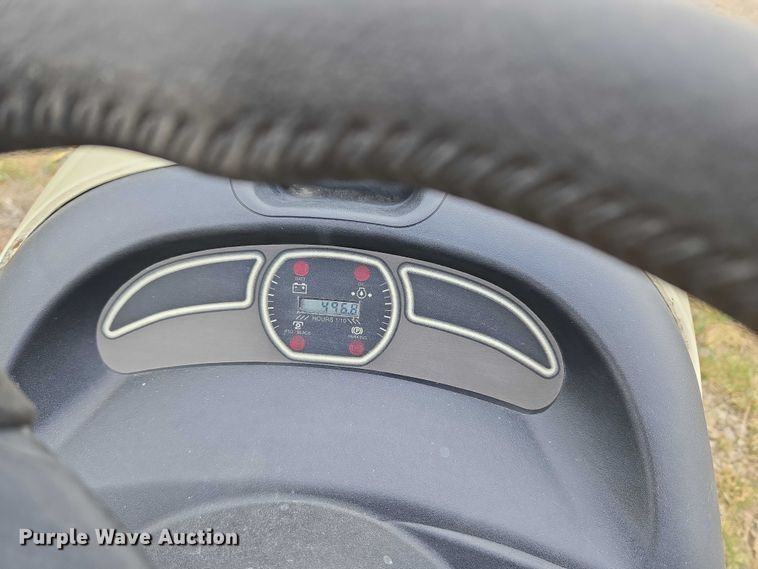 image for item EU3582 Cub Cadet Heavy-Duty LT2042 lawn mower