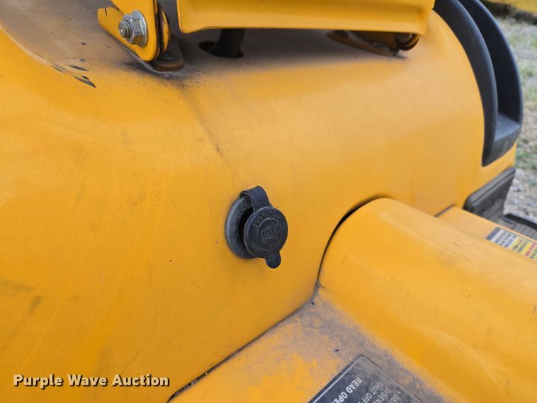 image for item EU3582 Cub Cadet Heavy-Duty LT2042 lawn mower