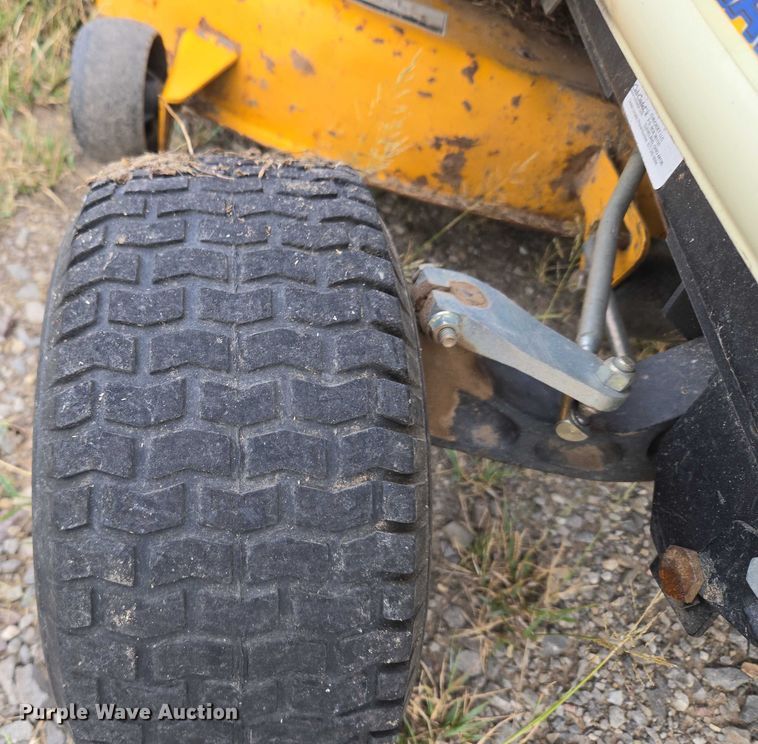 image for item EU3582 Cub Cadet Heavy-Duty LT2042 lawn mower