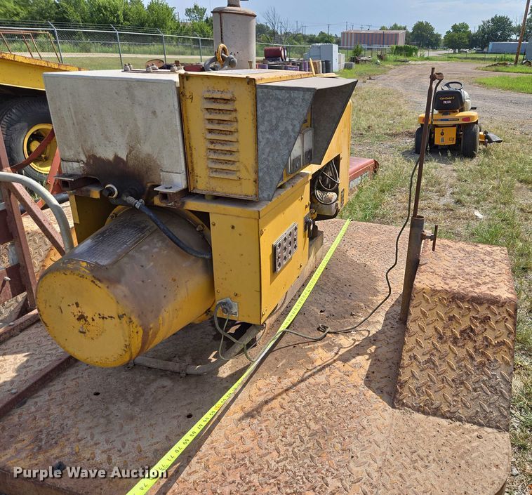 image for item EU3583 Hol-Car GS-107-AC generator