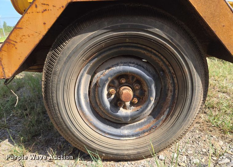 image for item EU3583 Hol-Car GS-107-AC generator