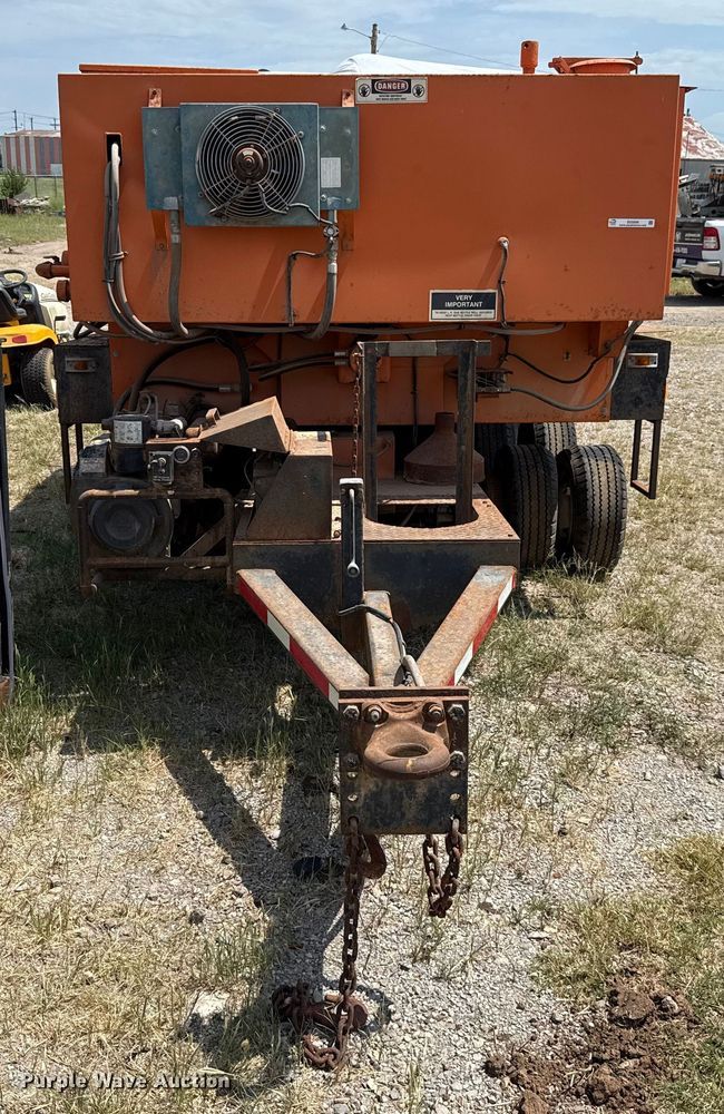 image for item EU3586 HD Industries TM 415-80 pothole patcher