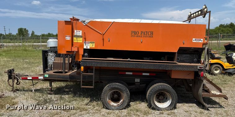 image for item EU3586 HD Industries TM 415-80 pothole patcher