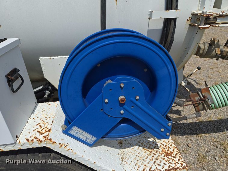 image for item EU3587 Vacuum trailer