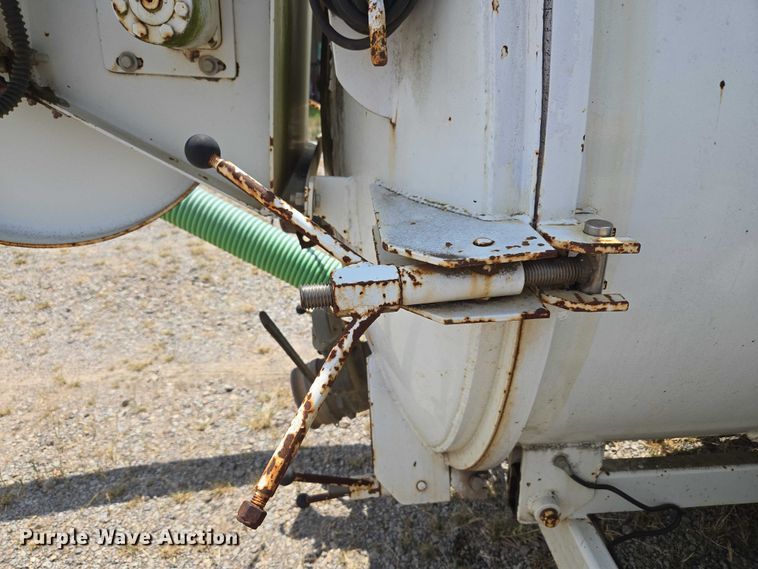 image for item EU3587 Vacuum trailer