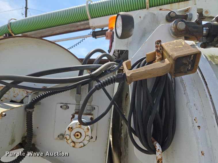 image for item EU3587 Vacuum trailer