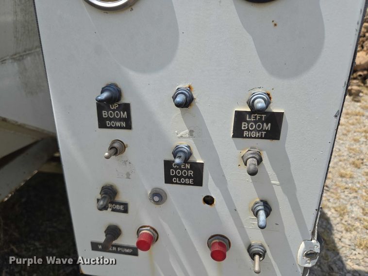 image for item EU3587 Vacuum trailer