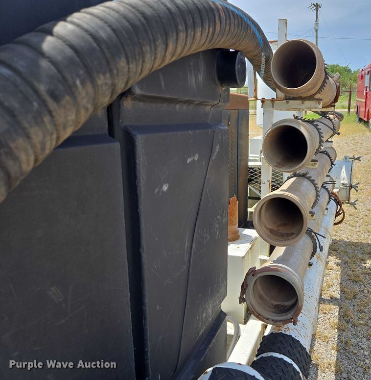 image for item EU3587 Vacuum trailer