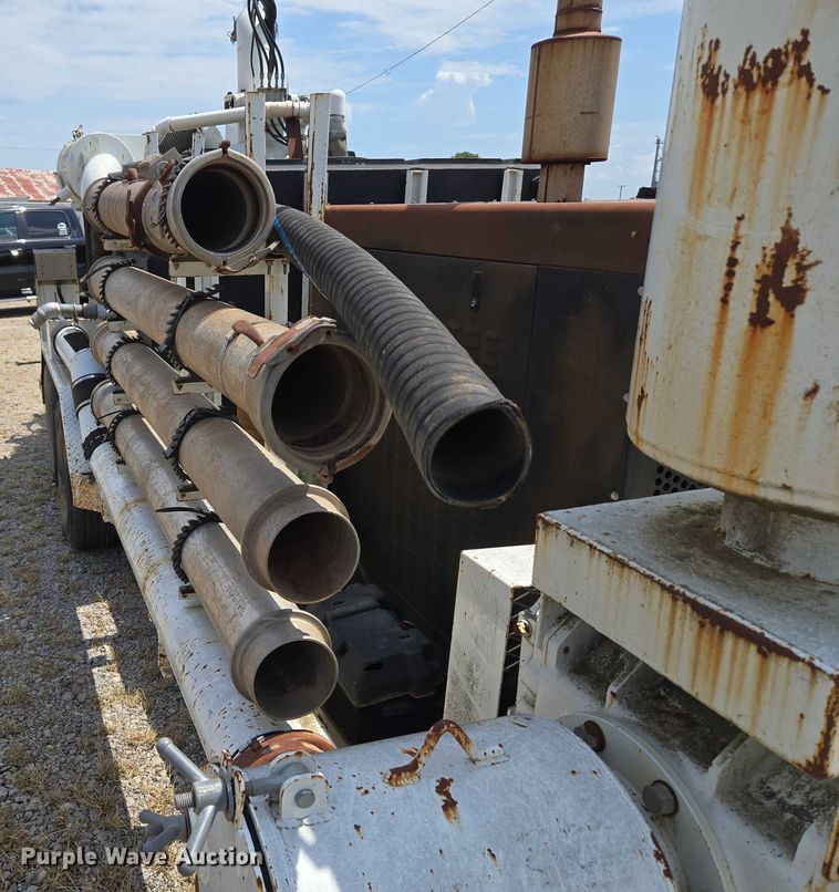 image for item EU3587 Vacuum trailer