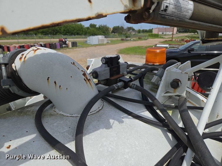 image for item EU3587 Vacuum trailer